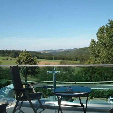 Hotel Retterath Am Nuerburgring Wiesemscheid Kültér fotó
