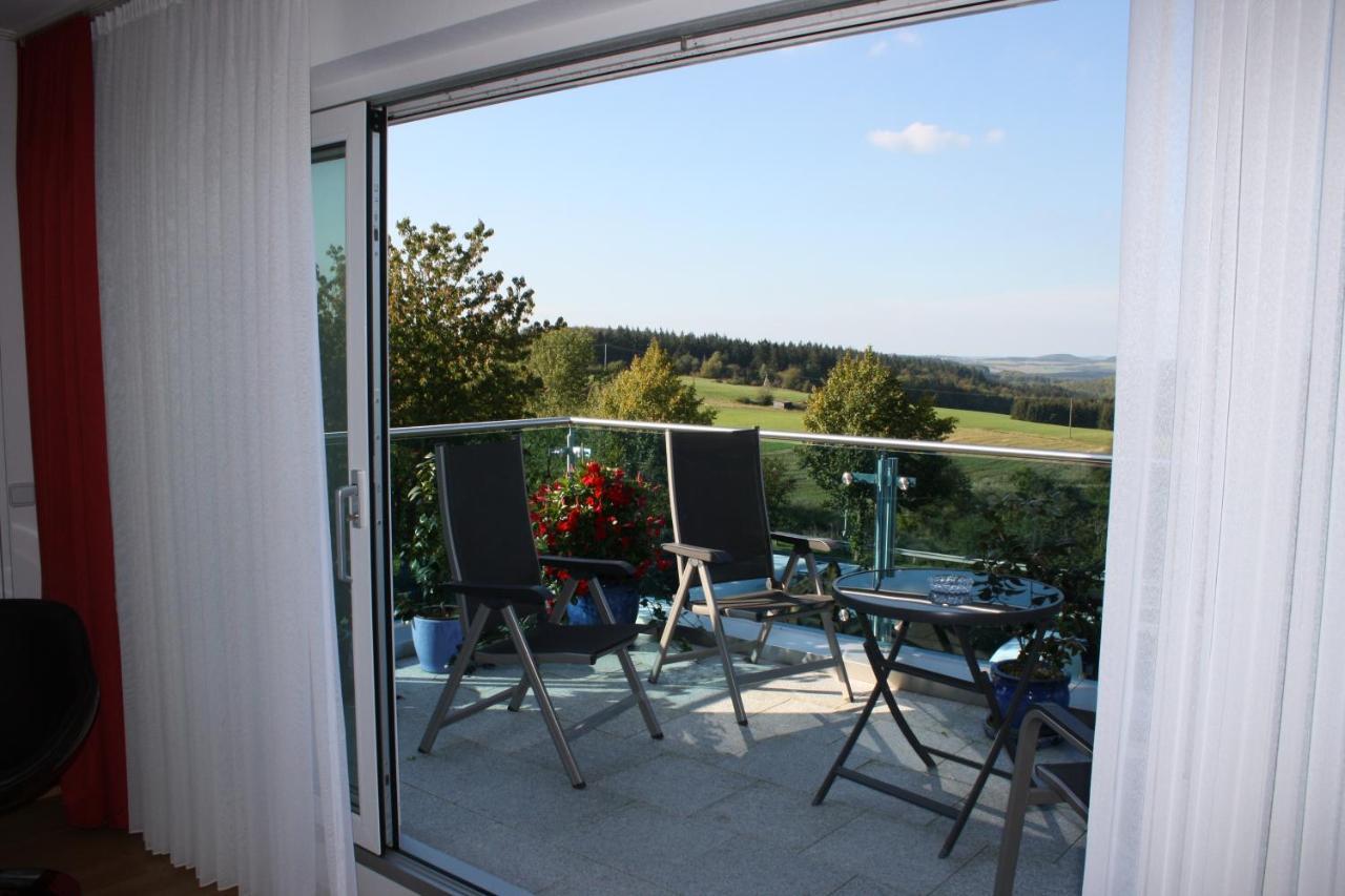 Hotel Retterath Am Nuerburgring Wiesemscheid Kültér fotó
