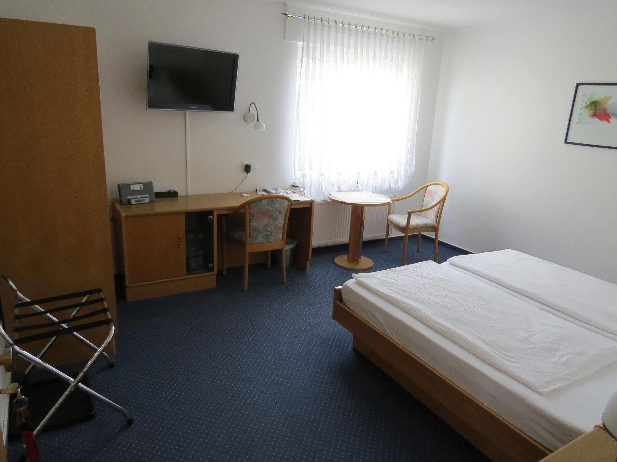 Hotel Retterath Am Nuerburgring Wiesemscheid Kültér fotó