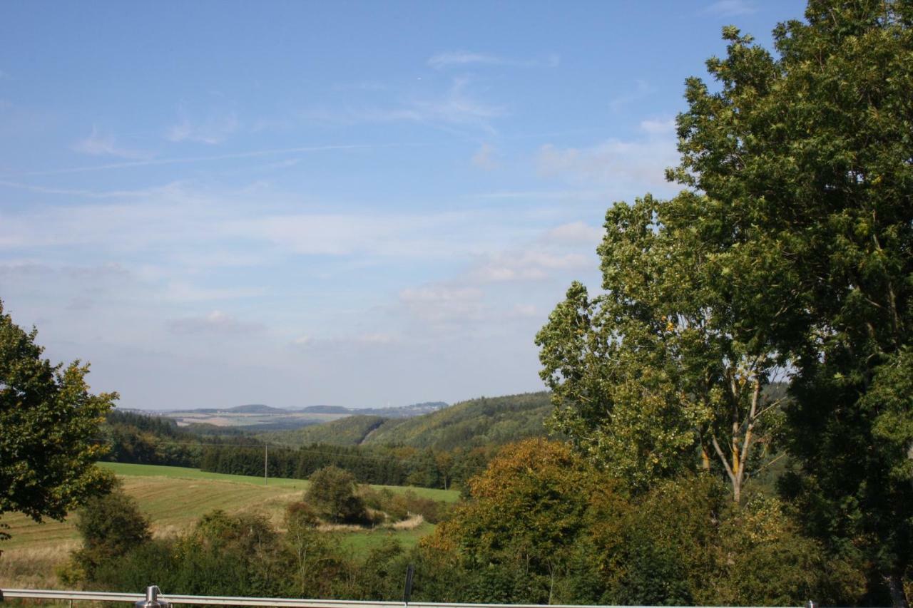 Hotel Retterath Am Nuerburgring Wiesemscheid Kültér fotó
